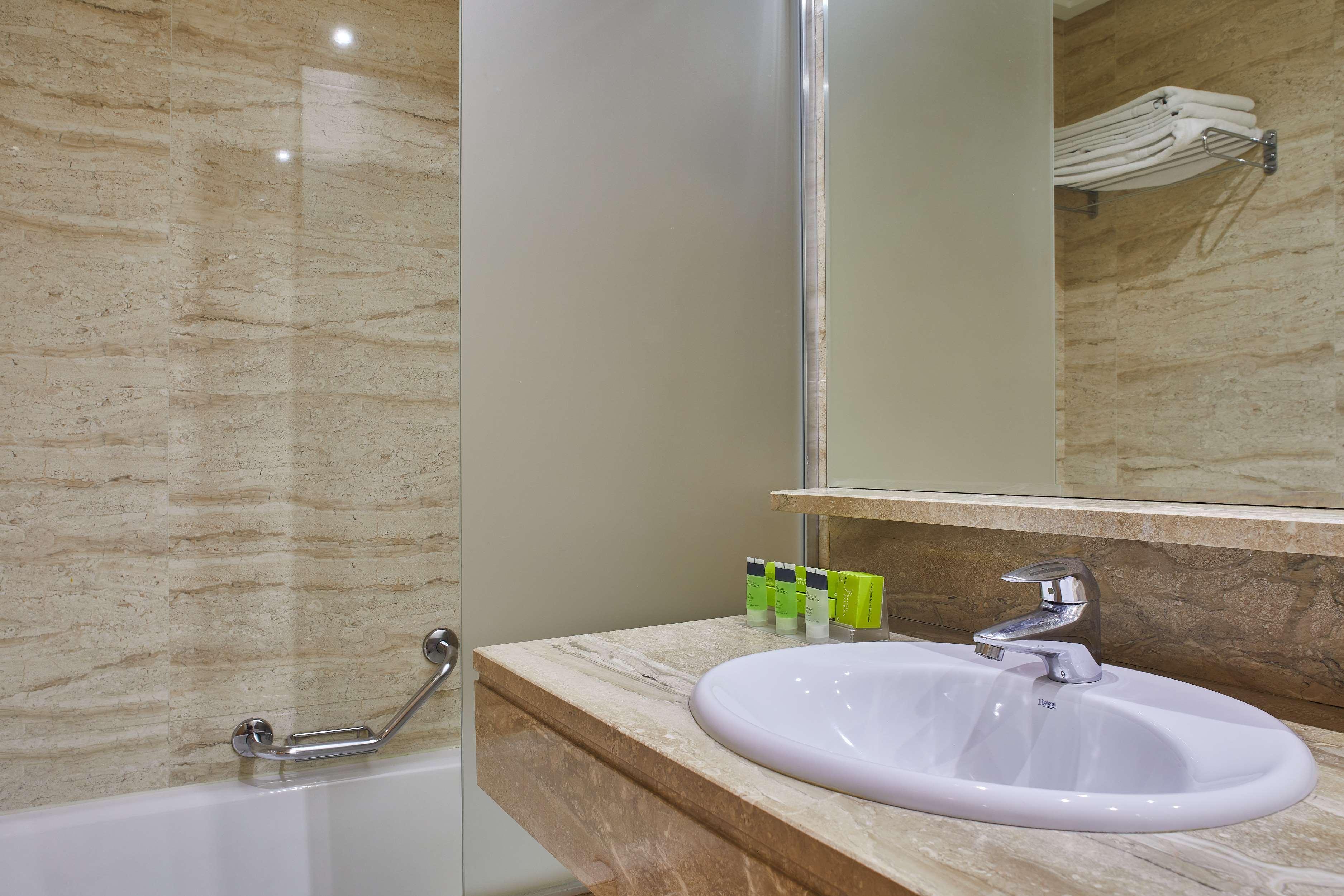 Silken Alfonso X Hotel 4*